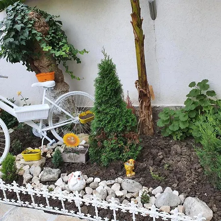 Relax 1&2 דירה וארנה