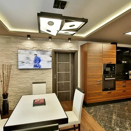 Relax 1&2 דירה וארנה