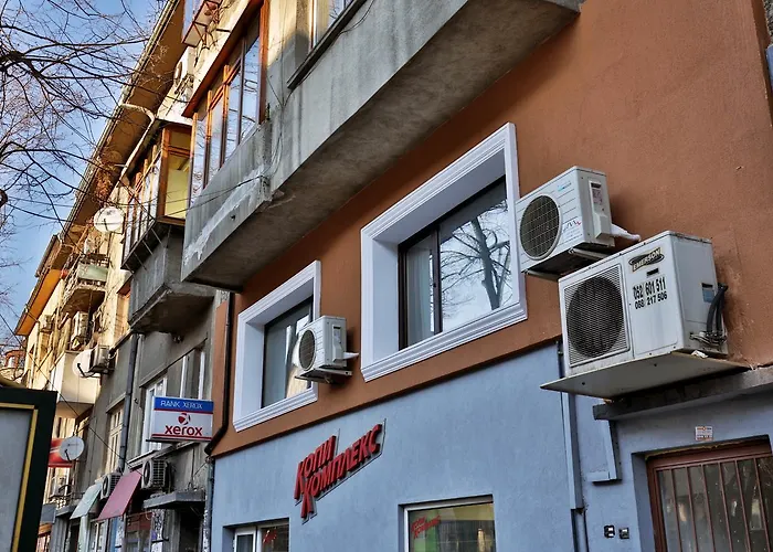 Apartment Relax 1&2 Warna