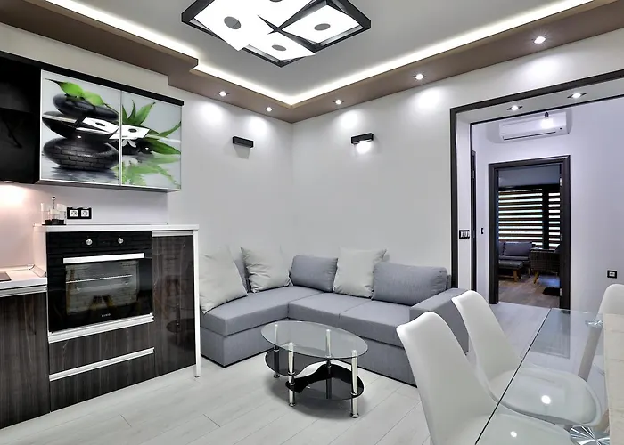 Apartment Relax 1&2 Warna