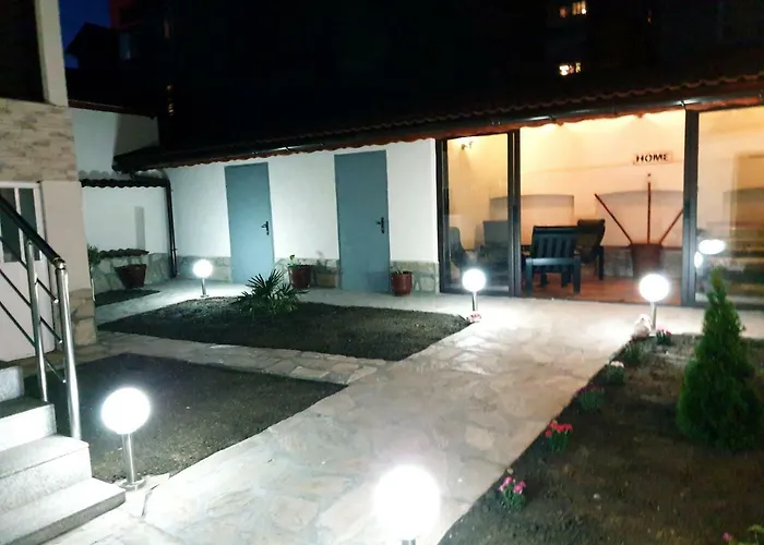 Relax 1&2 Apartment Warna