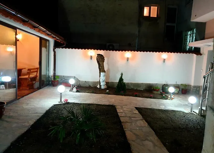 Apartment Relax 1&2 Warna